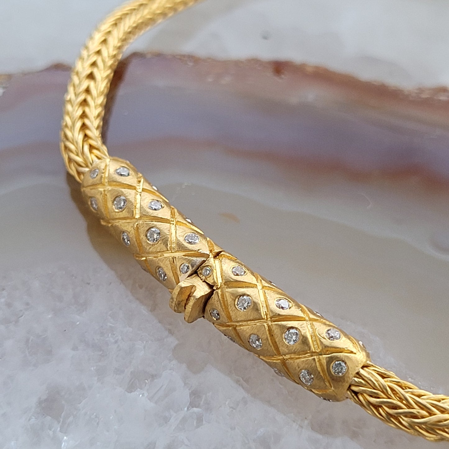 Handwoven Spiga Diamond Clasp Bracelet