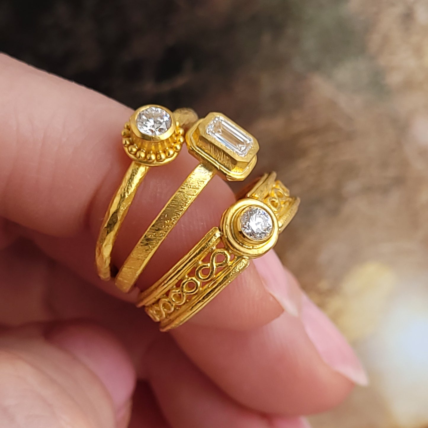 Granulated Stack Ring - Diamond