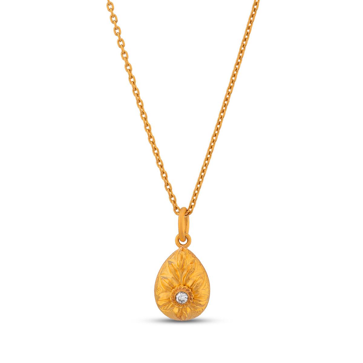 Drop Shaped Flower Pendant with Diamond