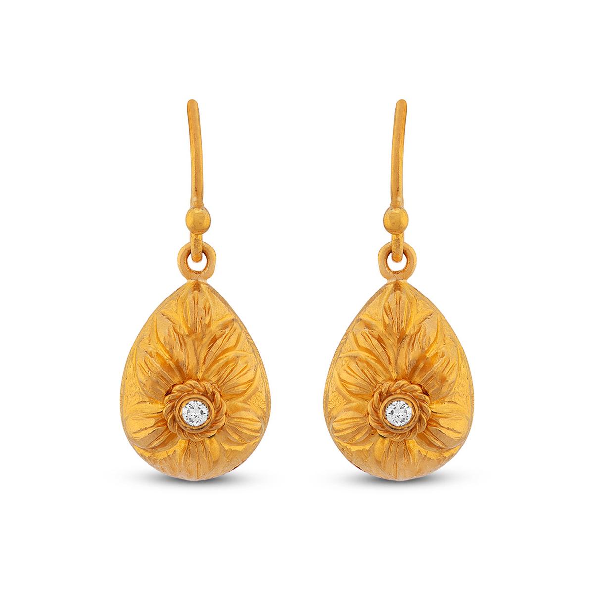Drop Shaped Flowe Earrings