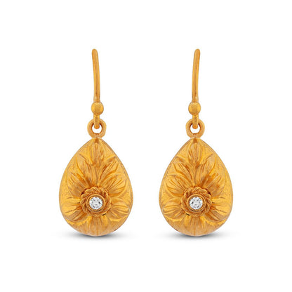 Drop Shaped Flowe Earrings