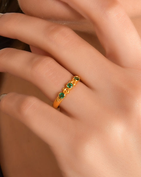 Aura Band Ring