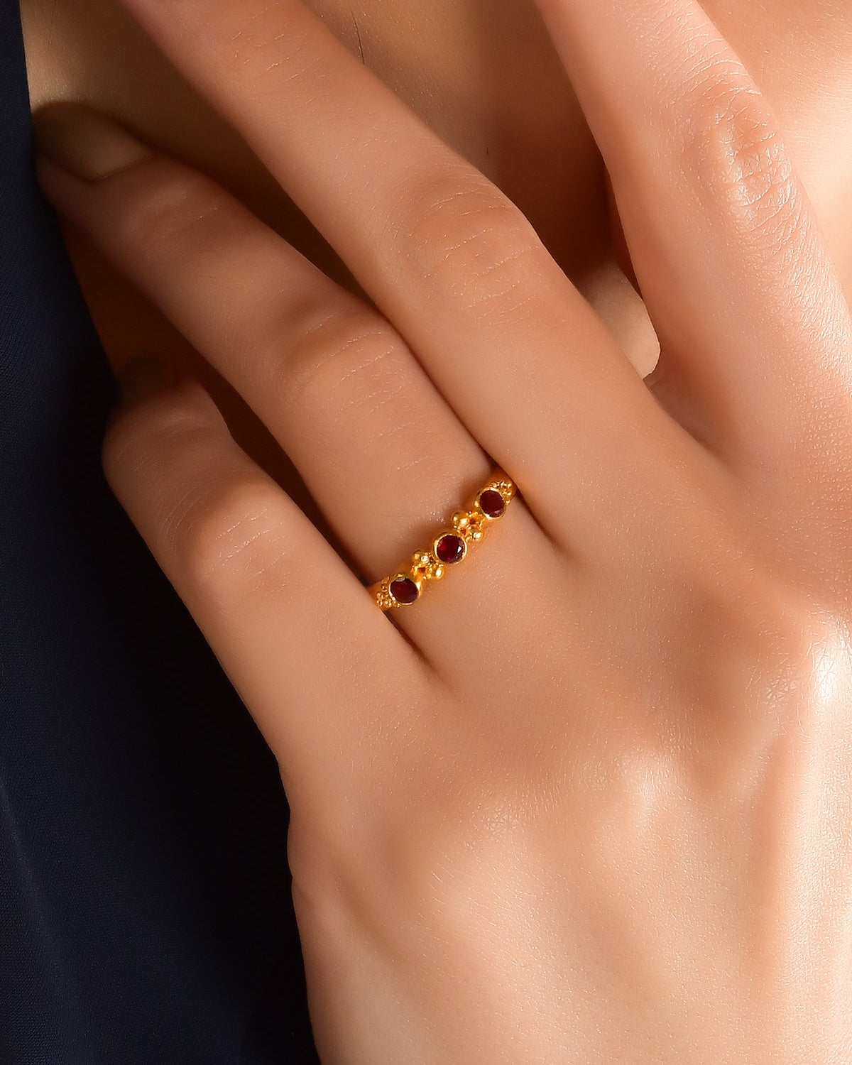 Aura Band Ring